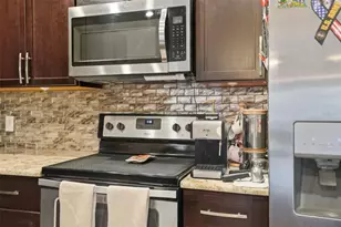 13115 Whitmarsh St, Spring Hill, FL 34609 - Photo 34