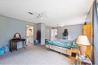 16481 Oakview Drive, Brooksville, FL 34601 - Photo 20