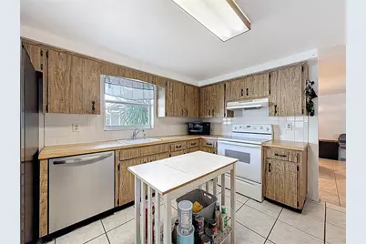 7815 Foxbloom Drive, Port Richey, FL 34668 - Photo 14