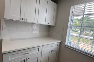 4223 E Sheldon Pl, New Port Richey, FL 34652 - Photo 4