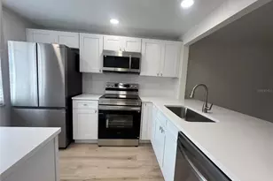 4223 E Sheldon Pl, New Port Richey, FL 34652 - Photo 2