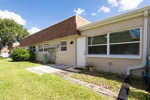 8350 Burgundy Dr N, Pinellas Park, FL 33781 - Photo 24