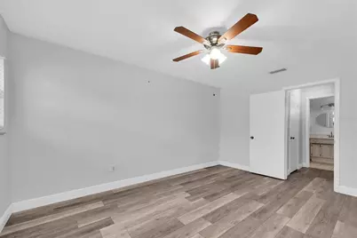 8350 Burgundy Drive N, Pinellas Park, FL 33781 - Photo 16