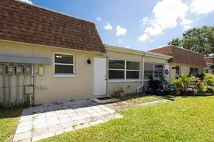 8350 Burgundy Dr N, Pinellas Park, FL 33781 - Photo 20