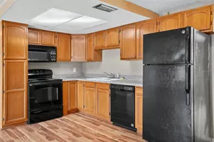 10800 Leeds Rd, Port Richey, FL 34668 - Photo 6