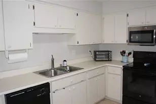 13012 Wedgewood Way, Hudson, FL 34667 - Photo 8