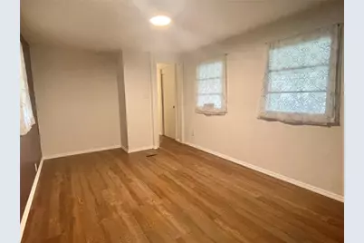 6250 Connecticut Street, Zephyrhills, FL 33542 - Photo 12