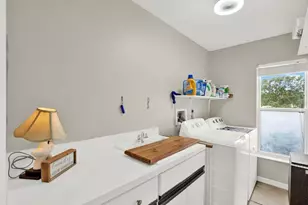 2450 Sunrise Ct, Spring Hill, FL 34608 - Photo 20