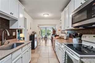 7536 Heather Walk Dr, Weeki Wachee, FL 34613 - Photo 14