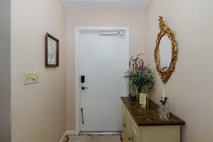 8015 San Fernando Dr, Port Richey, FL 34668 - Photo 22