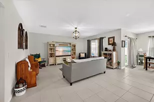 5461 Keaton Springs Dr, Lakeland, FL 33811 - Photo 14