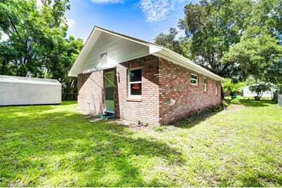 616 Powell Street, Wildwood, FL 34785 - Photo 8