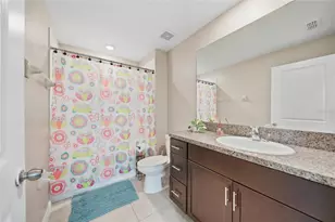 5402 Amaryllis Garden St, Apollo Beach, FL 33572 - Photo 18