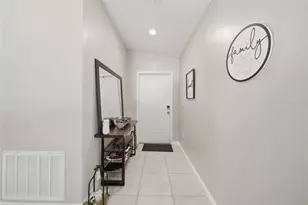 5402 Amaryllis Garden St, Apollo Beach, FL 33572 - Photo 8