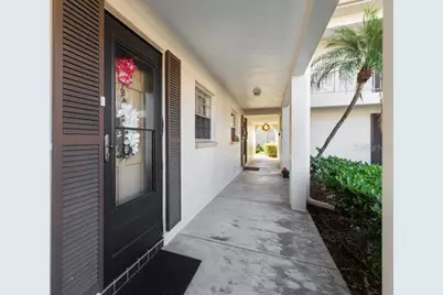 19029 US Highway 19 N #Unit 4 -Building 2, Clearwater, FL 33764 - Photo 2