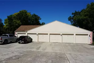 11241 Versailles Ln, Port Richey, FL 34668 - Photo 24