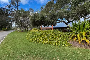11241 Versailles Ln, Port Richey, FL 34668 - Photo 84