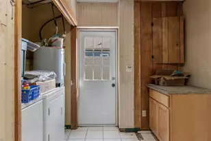 9267 Gibralter St, Spring Hill, FL 34608 - Photo 32