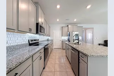 3797 Autumn Amber Drive, Spring Hill, FL 34609 - Photo 12