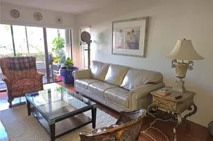 1281 Pine Ridge Cir E, Tarpon Springs, FL 34688 - Photo 2