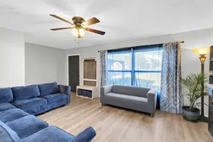 4186 Castle Ave, Spring Hill, FL 34609 - Photo 4