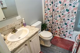 6140 Island Dr, Weeki Wachee, FL 34607 - Photo 14