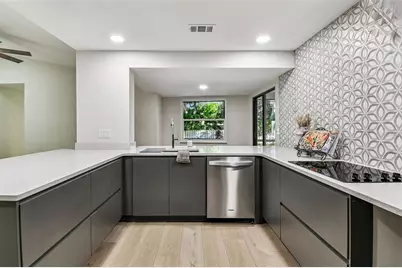 844 Park Court, Palm Harbor, FL 34683 - Photo 12