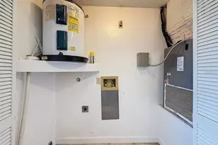 7116 Barclay Ave, Spring Hill, FL 34609 - Photo 8