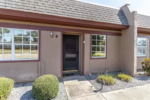 11204 Pembridge Ct, Port Richey, FL 34668 - Photo 2