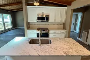 9801 San Moreno Way, Port Richey, FL 34668 - Photo 6