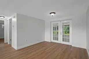 7801 Raintree Dr, New Port Richey, FL 34653 - Photo 10