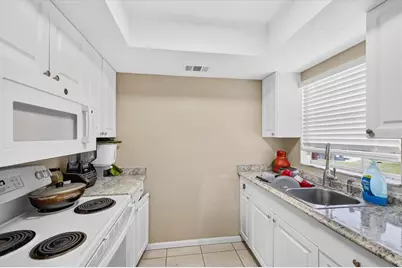 9539 Fieldview Circle, Thonotosassa, FL 33592 - Photo 6