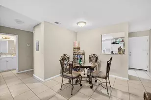 9539 Fieldview Cir, Thonotosassa, FL 33592 - Photo 10