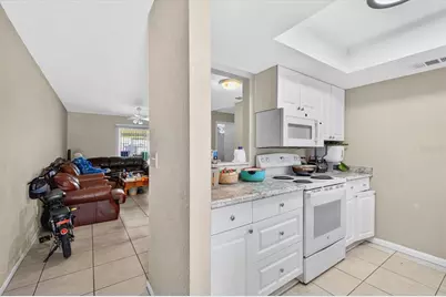 9539 Fieldview Circle, Thonotosassa, FL 33592 - Photo 4