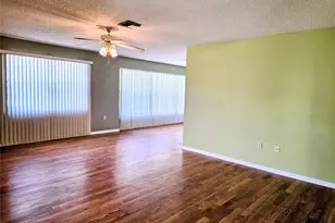 3239 Lori Ln, New Port Richey, FL 34655 - Photo 6