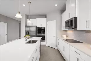 11070 Nellie Crossing Cir, Clermont, FL 34711 - Photo 4