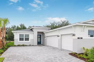 944 Club Cresswind Dr, Lady Lake, FL 32159 - Photo 2