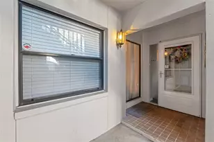 300 S Florida Ave, Tarpon Springs, FL 34689 - Photo 4