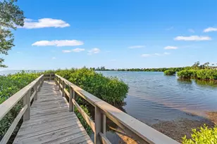 300 S Florida Ave, Tarpon Springs, FL 34689 - Photo 46