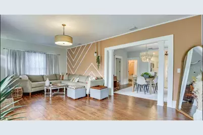 618 19th Street W, Bradenton, FL 34205 - Photo 2