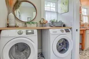 618 19th St W, Bradenton, FL 34205 - Photo 12