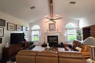 9446 Ashley Dr, Weeki Wachee, FL 34613 - Photo 14