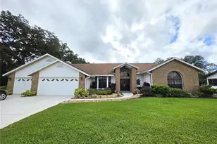 9446 Ashley Dr, Weeki Wachee, FL 34613 - Photo 1