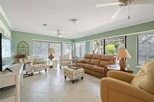 2647 Royal Ridge Dr, Spring Hill, FL 34606 - Photo 14