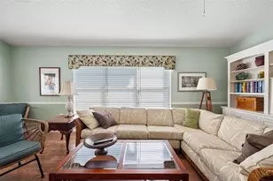 2647 Royal Ridge Dr, Spring Hill, FL 34606 - Photo 20