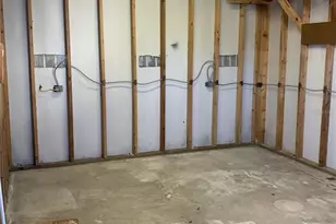 8127 Fortune Hunter Dr, Brooksville, FL 34613 - Photo 26