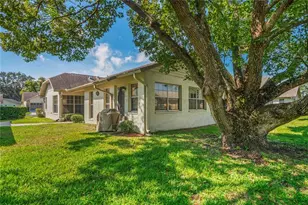 4740 Carrington Ct, New Port Richey, FL 34655 - Photo 4