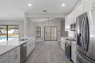 320 Preston Hollow Dr, Spring Hill, FL 34609 - Photo 16