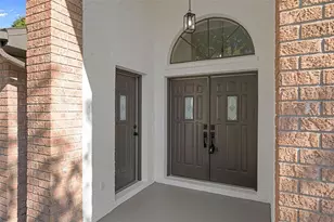 320 Preston Hollow Dr, Spring Hill, FL 34609 - Photo 6