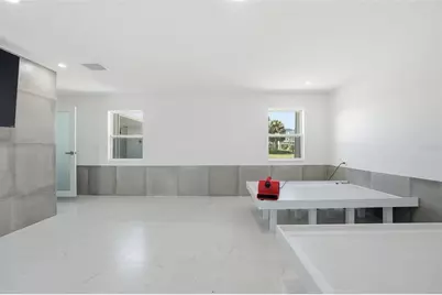 11982 W Bayshore Drive, Crystal River, FL 34429 - Photo 28